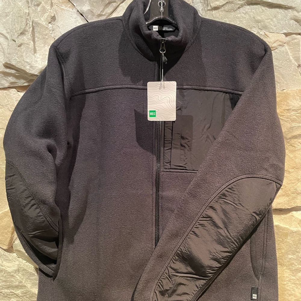 MEC FireSide Fleece Women’s Black Jacket